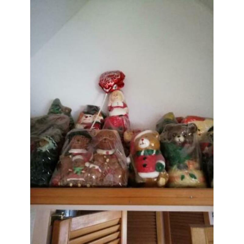 Doos vol met div.kaarsjes.Ook Pasen, Kerst.