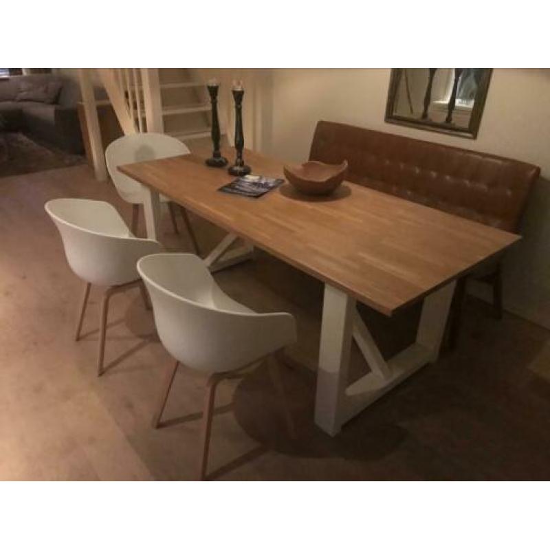 Eiken eettafel