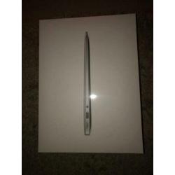 MacBook Air 13 Inch 2017 MQD32N/A (Geseald)