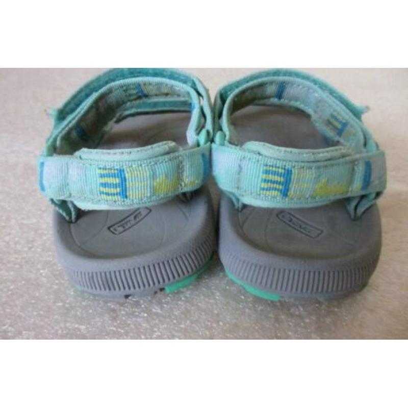 teva sandalen. mt 27