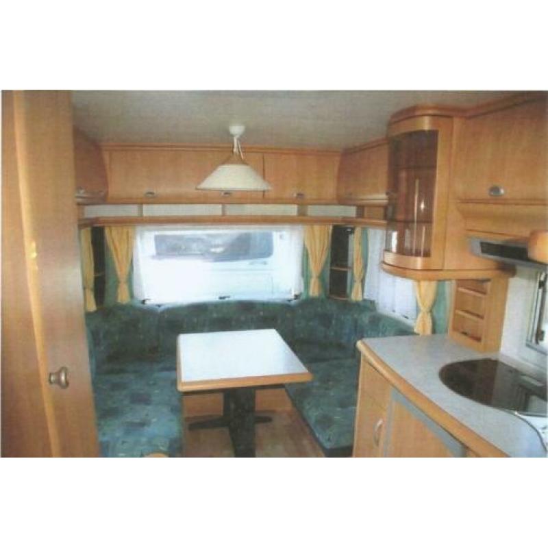 Hobby Excellent Easy 495 UFE 2002