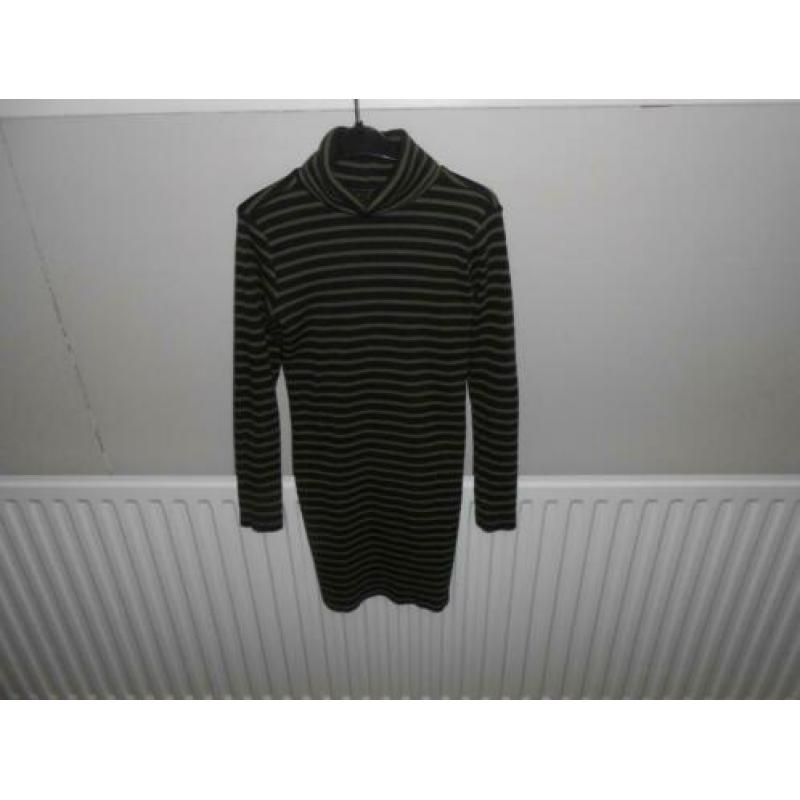Mooie grijze legging maat 140 van MUY MALO (meer in maat 140
