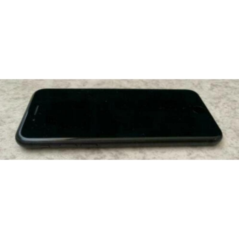 Zwarte iPhone 7, zo goed als NIEUW! Cadeau TIP!