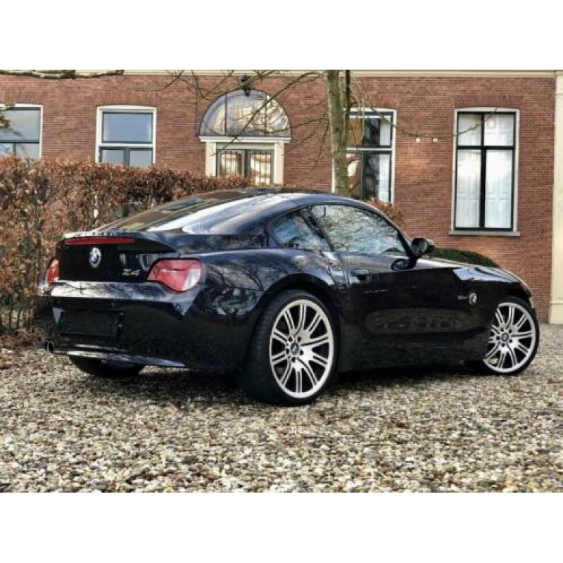 BMW Z4 3.0 Si Coupé Individual Carbon Schwarz M-Sportstoelen