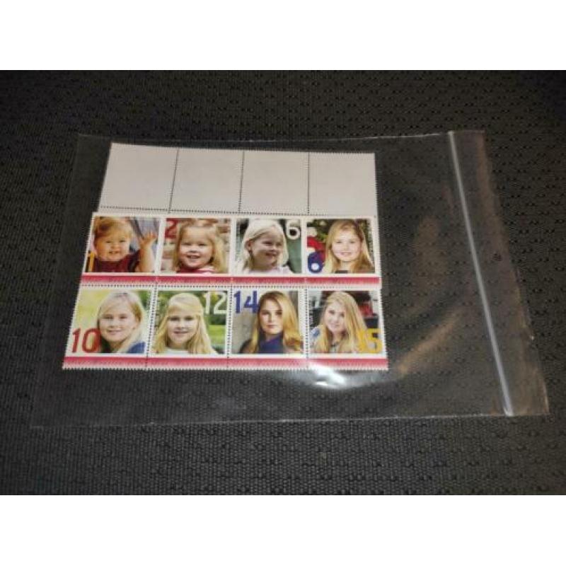 Postzegeluitgifte Amalia, Prinses van Oranje, 2x8 Postzegels