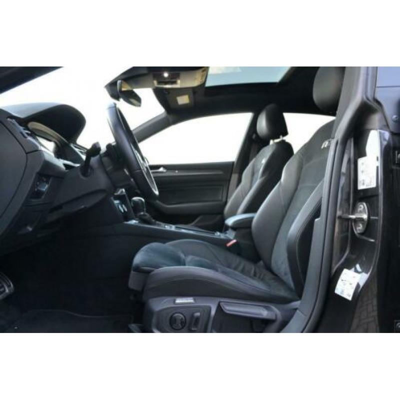 Volkswagen Arteon 1.5 TSI 180pk R-Line Pano LED Virtual ACC