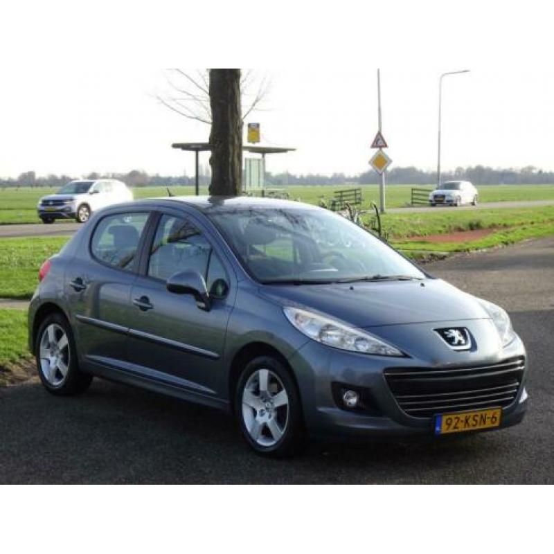 Peugeot 207 1.6 VTi Première * Airco * Navi * 5Drs * Dealer-