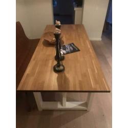 Eiken eettafel