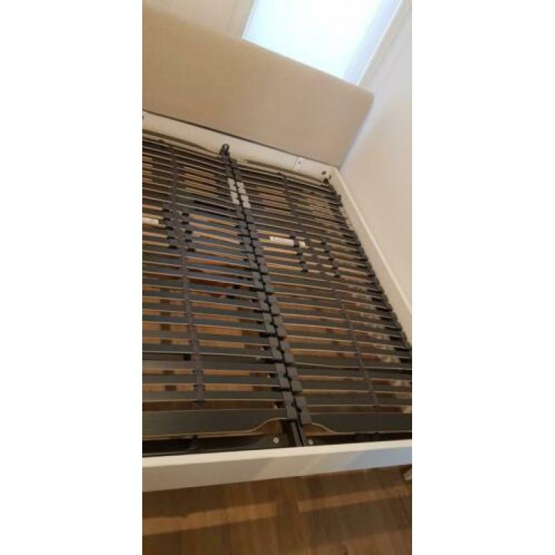 Tweepersoonsbed incl. lattenbodem 200x160 cm