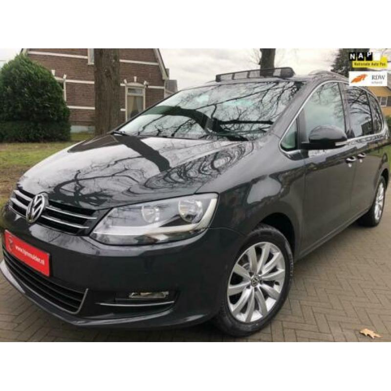 Volkswagen Sharan 1.4 TSI, HIGHLINE, 7-PERS, NAVI, PDC V + A