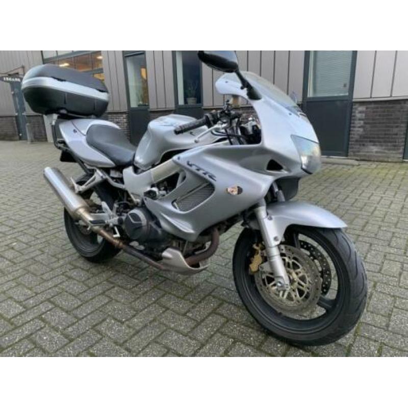 Honda VTR 1000F Firestorm (Beursaanbieding €1595,-)