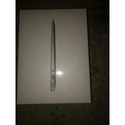 MacBook Air 13 Inch 2017 MQD32N/A (Geseald)