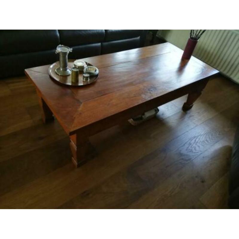 Indonesische salontafel