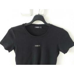 Leuke t'shirt zwart vn mooie stevige stof van MEXX mt 36/38