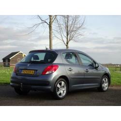 Peugeot 207 1.6 VTi Première * Airco * Navi * 5Drs * Dealer-