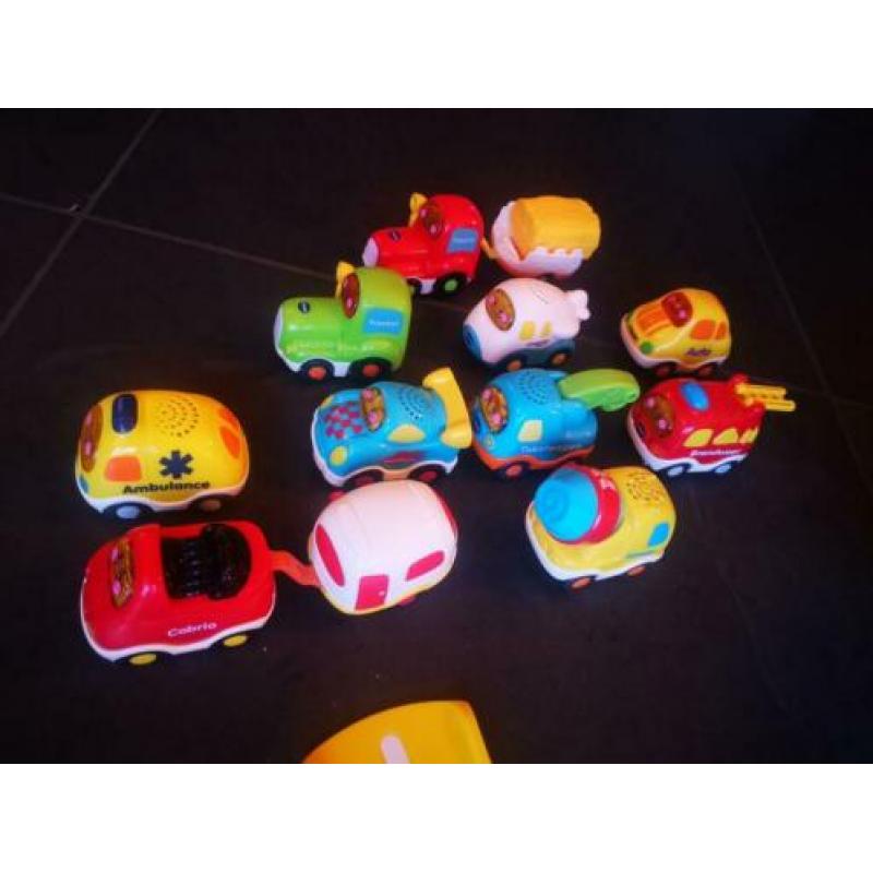 V-Tech Toettoet auto set incl. auto's