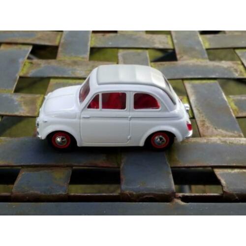 Fiat 500 1/43 VITESSE cremewit rood interieur