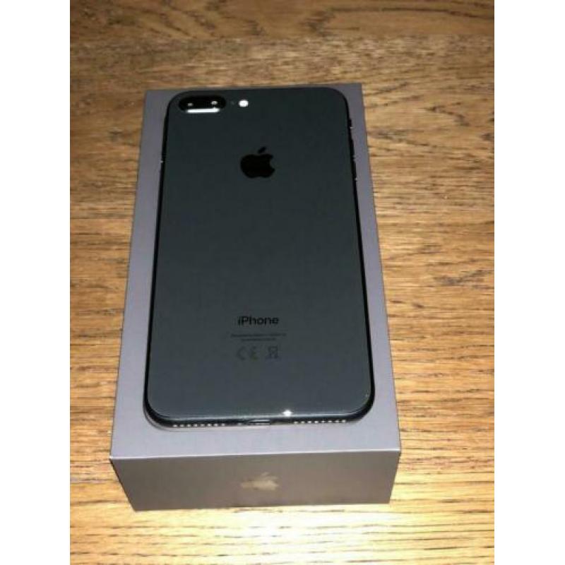 Iphone 8 Plus 64GB (Zo goed als nieuw, nog geen jaar oud)