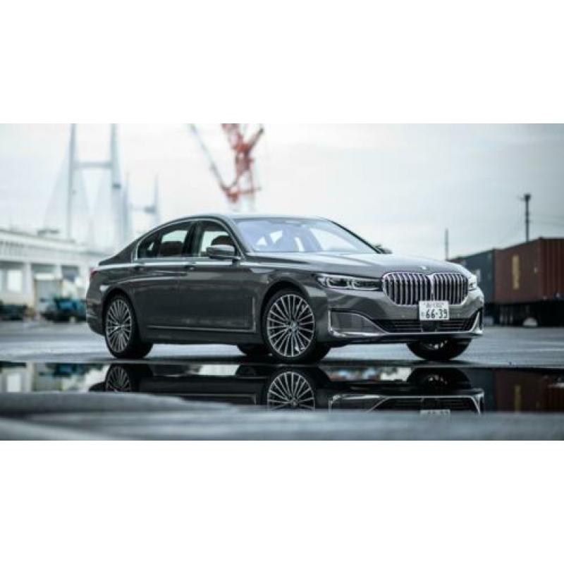 BMW 745e / Xdrive / M Sport Stoffen Canvas Poster 90 x 60 cm