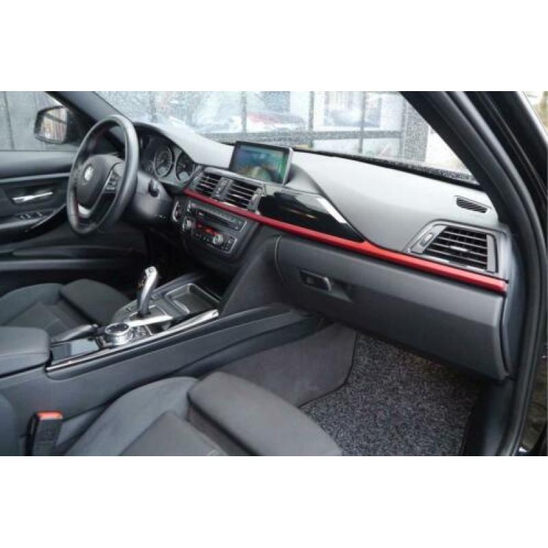 BMW 3 Serie Touring 330d xDrive High Executive / Sporstoelen