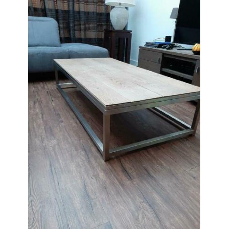 eiken salontafel met rvs onderstel