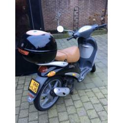 Piaggio Liberty scooter grote wielen bromscooter