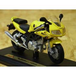 Suzuki SV650S 1:18 geel sv650