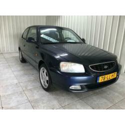 Hyundai Accent 1.5i GS inclusief nw apk