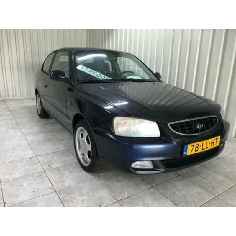 Hyundai Accent 1.5i GS inclusief nw apk