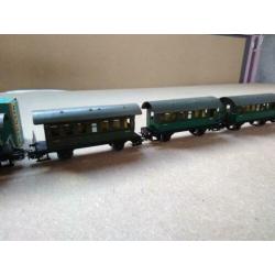 Märklin trein 7 wagons 4000 en loc 3095 ,