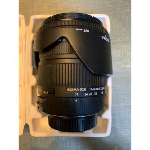 SIGMA 17-70MM F/2.8-4.0 DC MACRO OS HSM + HOYA UV filter