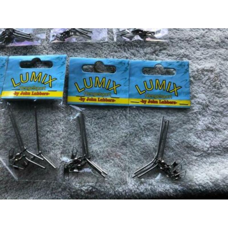 adv 238 / NIEUW set 13 pakjes hoekafhouders/ feederafhouders