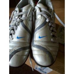 Nike sport gympen grijs 41