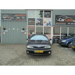 Renault Laguna 2.0 RXT CLIMA|AUTOMAAT|LAGE KMSTAND|APK06-202