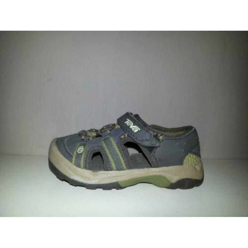 Teva sandalen dichte neus maat 22,5