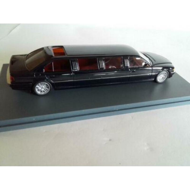 BMW 7-Series E38 Limousine 1:43 NEO - (blauw) NIEUW !!