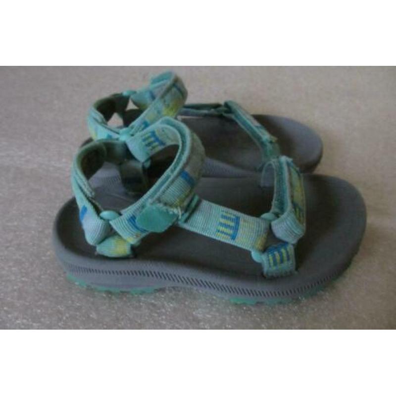 teva sandalen. mt 27