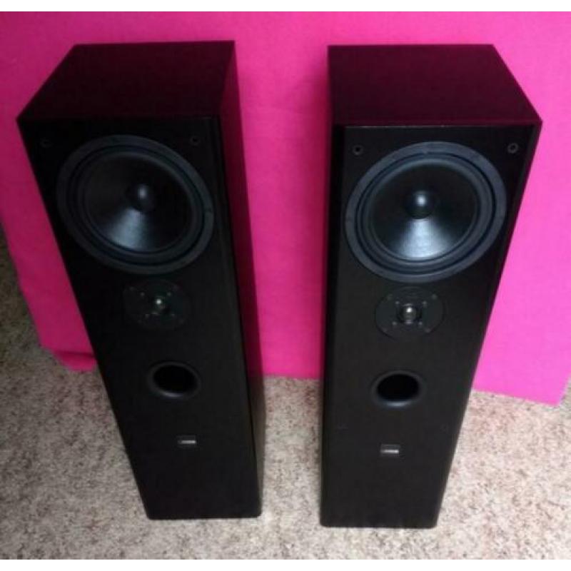 Mooie set CANTON Fonum 530 DC
