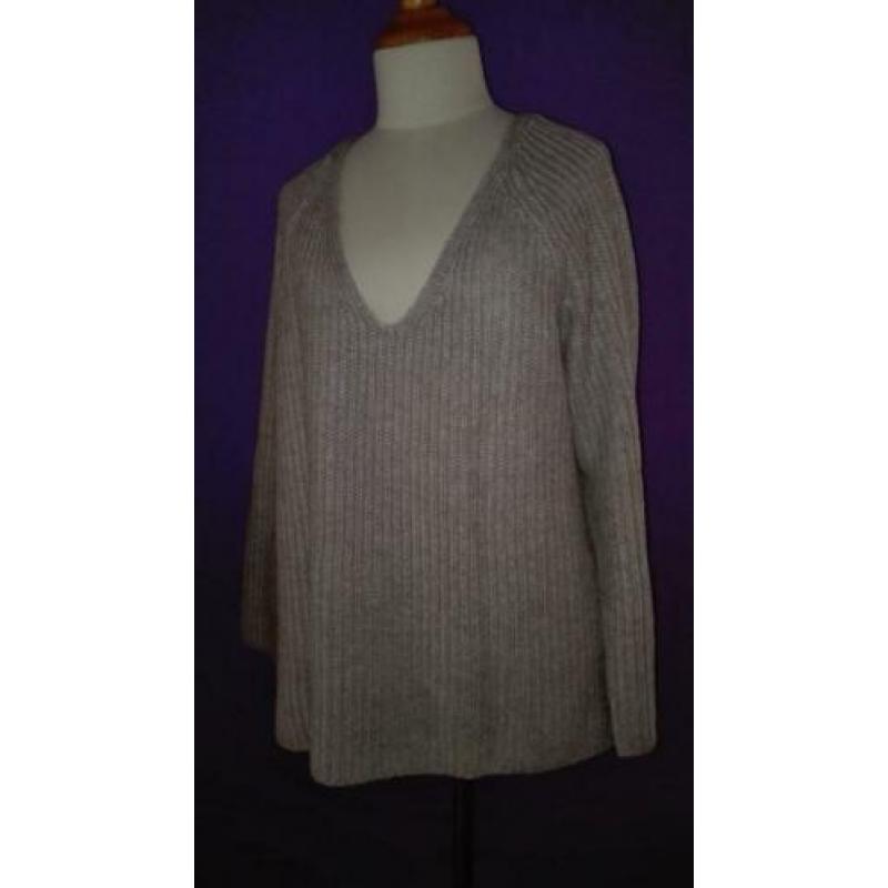 lekkere beige trui van H&M (XL)