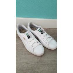 Puma classic sneakers wit maat 39 ZGAN!