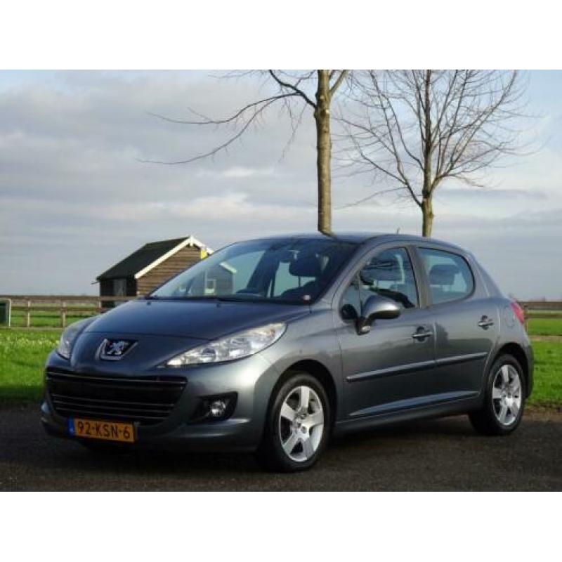 Peugeot 207 1.6 VTi Première * Airco * Navi * 5Drs * Dealer-