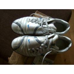 Nike sport gympen grijs 41