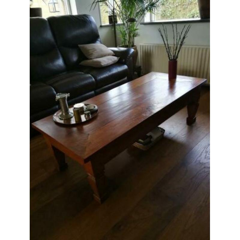 Indonesische salontafel