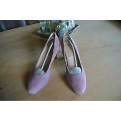 veel leren schoenen maat 40-41 pumps en laarsjes hak 7-10 cm