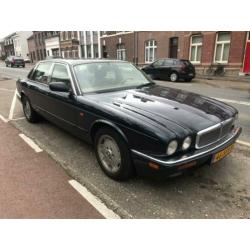 Jaguar XJ6 Sovereign 3.2 (X300) LPG3 Youngtimer