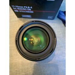 SIGMA 17-70MM F/2.8-4.0 DC MACRO OS HSM + HOYA UV filter