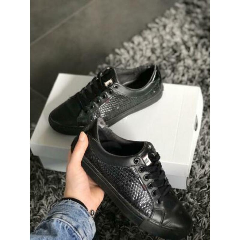Tommy Hilfiger schoenen