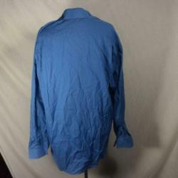 Mooi blauw overhemd.Mt 42