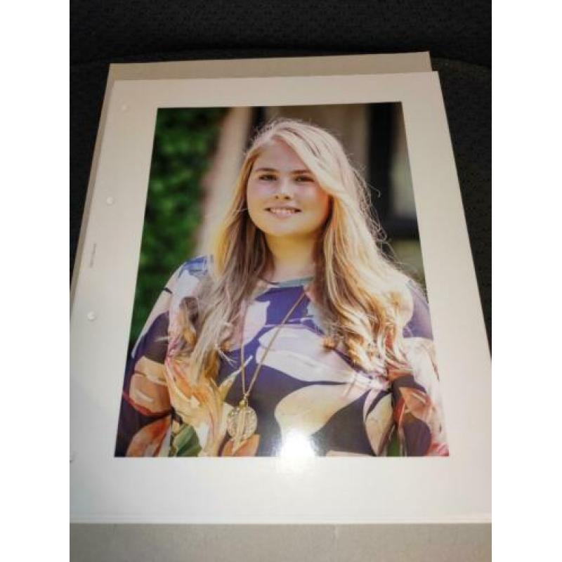 Postzegeluitgifte Amalia, Prinses van Oranje, 2x8 Postzegels