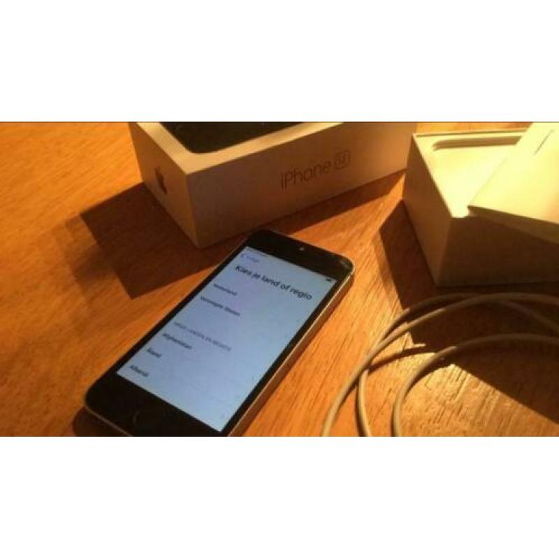 IPhone SE 64GB